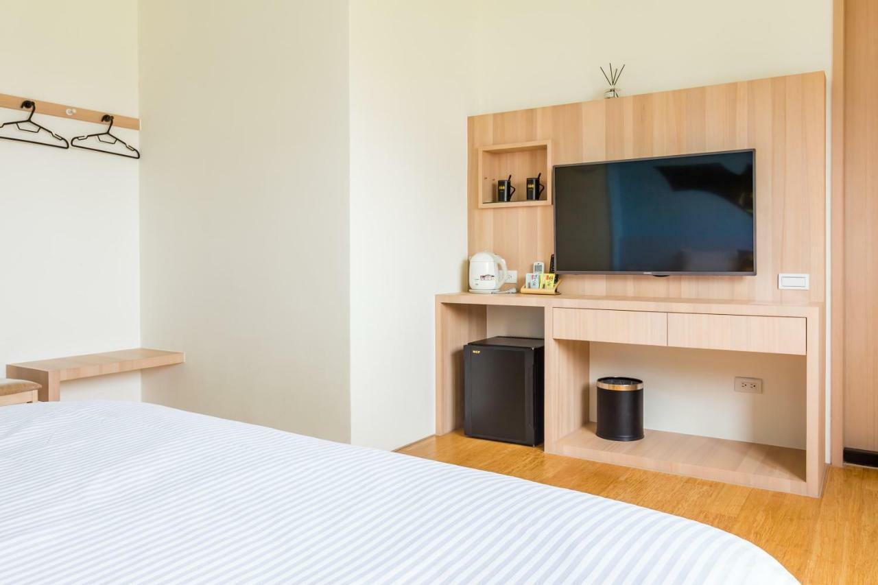 Chen Feng Homestay Манонг Екстериор снимка