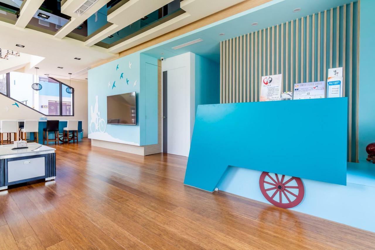Chen Feng Homestay Манонг Екстериор снимка