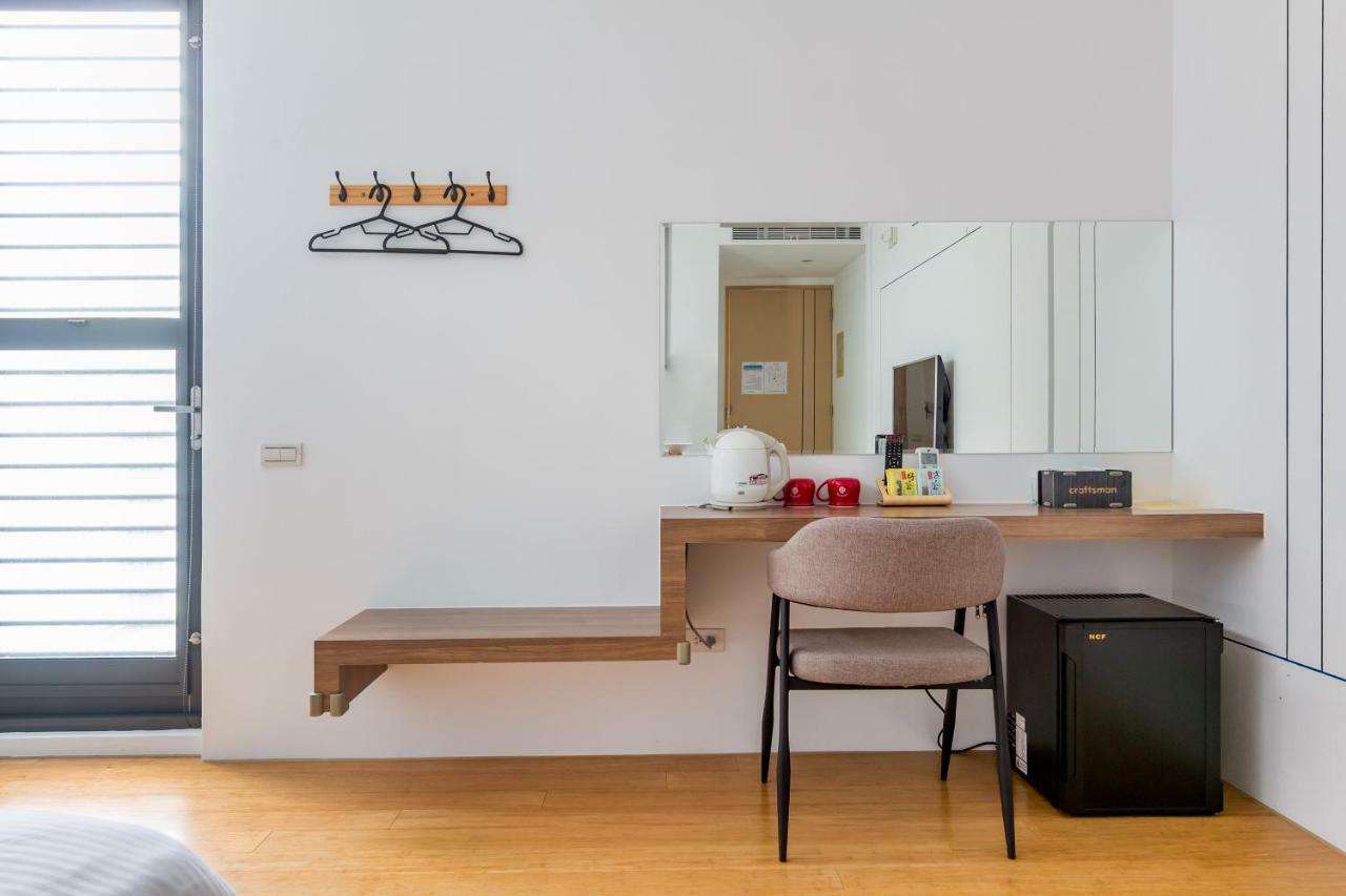 Chen Feng Homestay Манонг Екстериор снимка